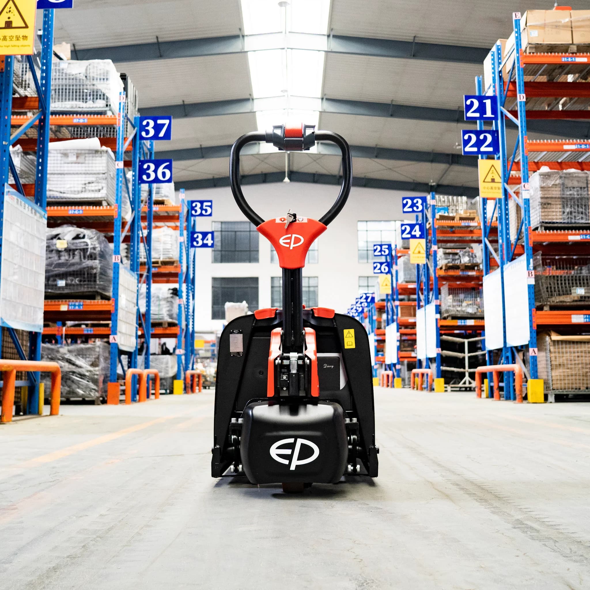 F4 Elektrikli Transpalet 1.5T - Küçük 4