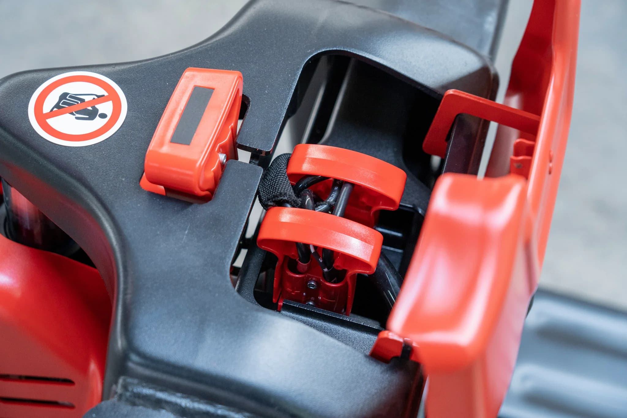 F4-201 Elektrikli Transpalet 2.0T - Küçük 3