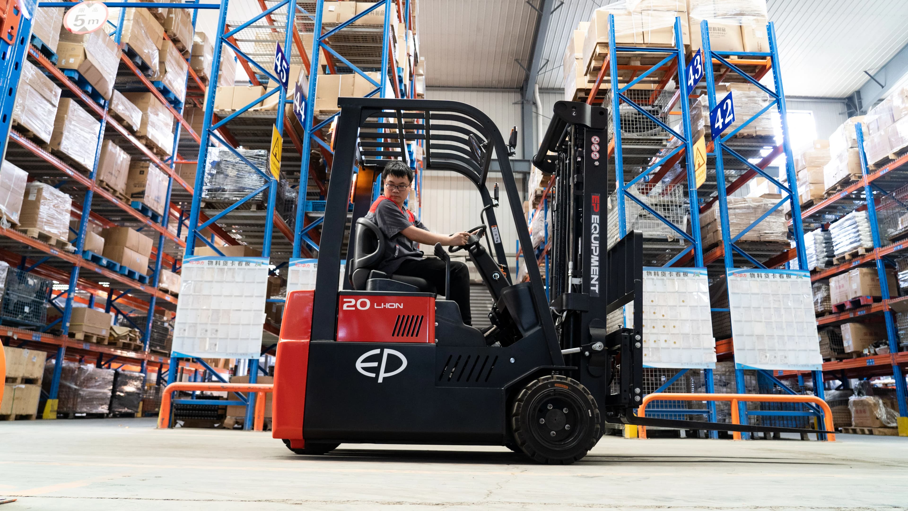 CPD20TV8 3 Tekerlekli Forklift 2.0T - Küçük 3