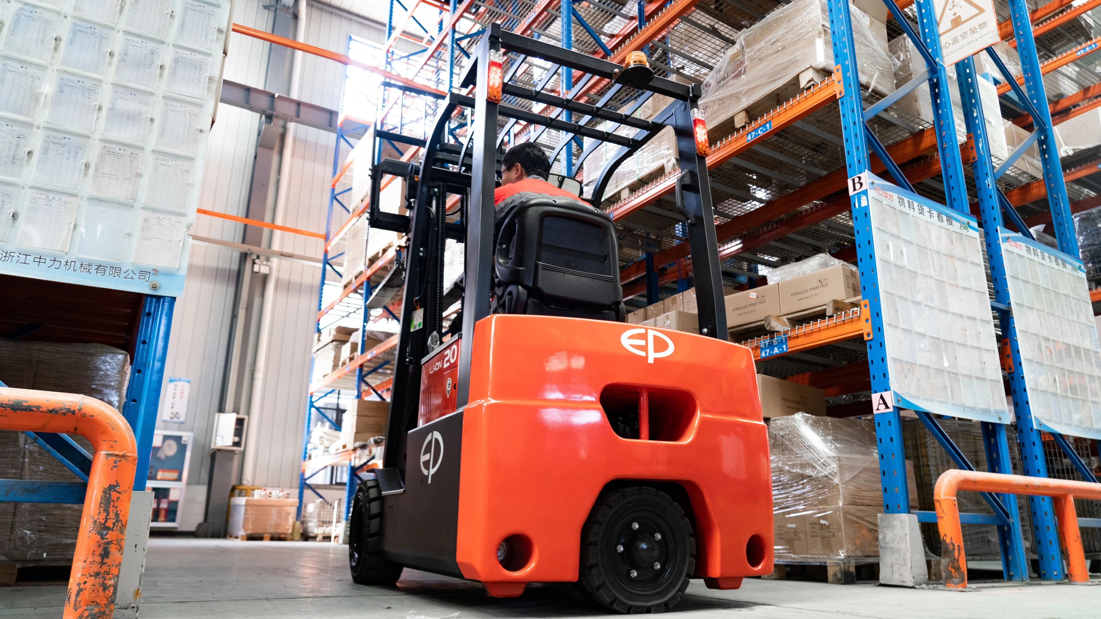 CPD20TVL 3 Tekerlekli Elektrikli Forklift 2.0T - Küçük 3
