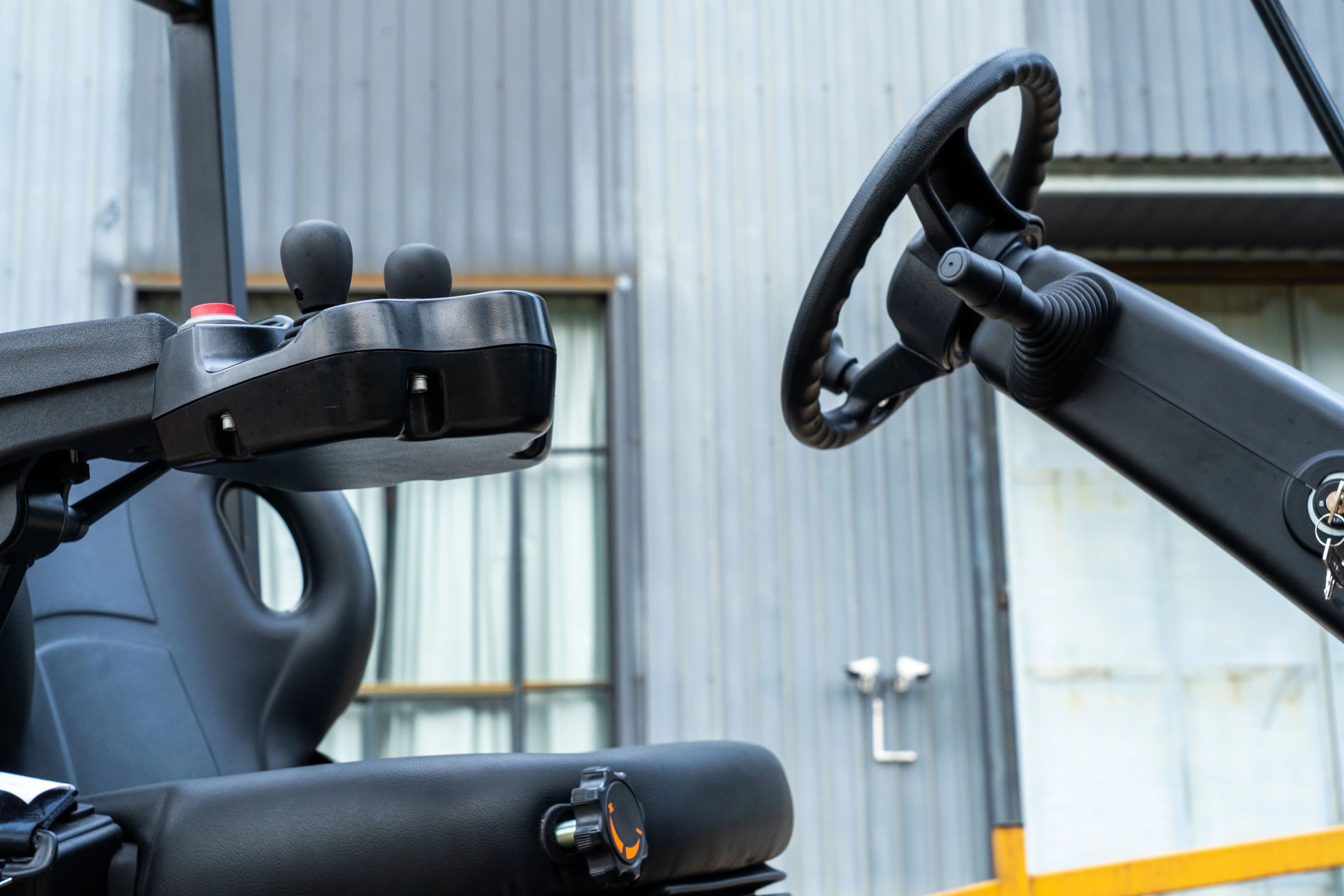 TDL161 3 Tekerlekli Çift Sürüşlü Forklift 1.6T - Küçük 3