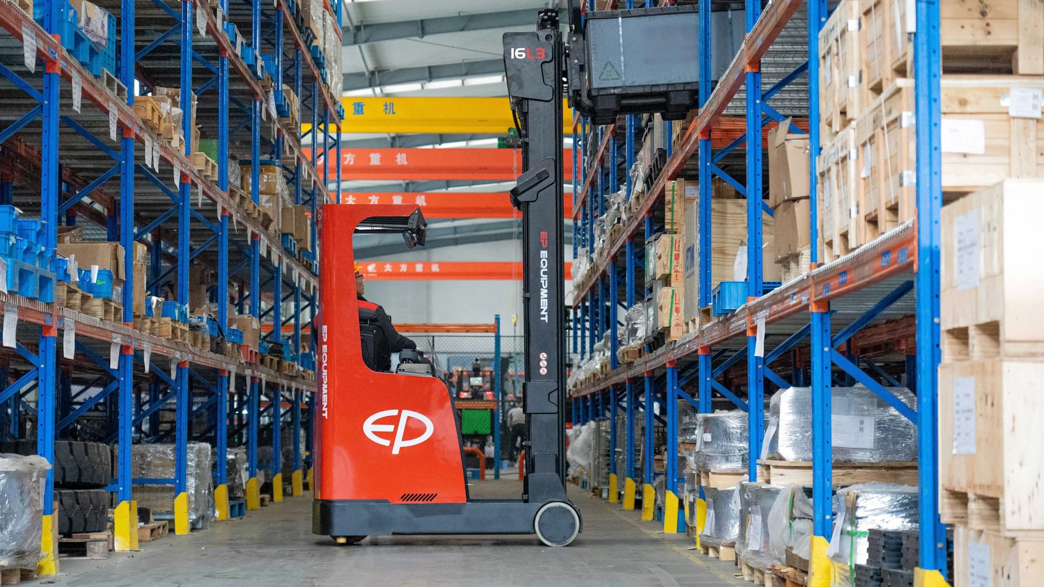 CQD14 PRO Li-Ion Reach Truck 1.4T - Küçük 3