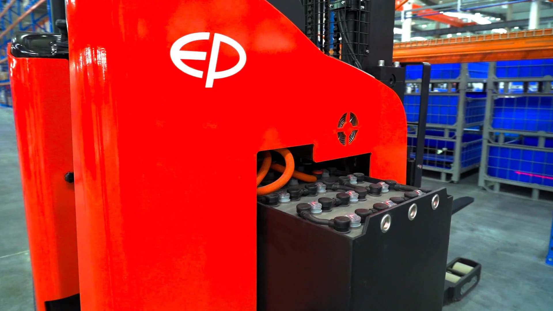 CQD15SD Derin Erişimli Reach Truck 1.5T - Küçük 3