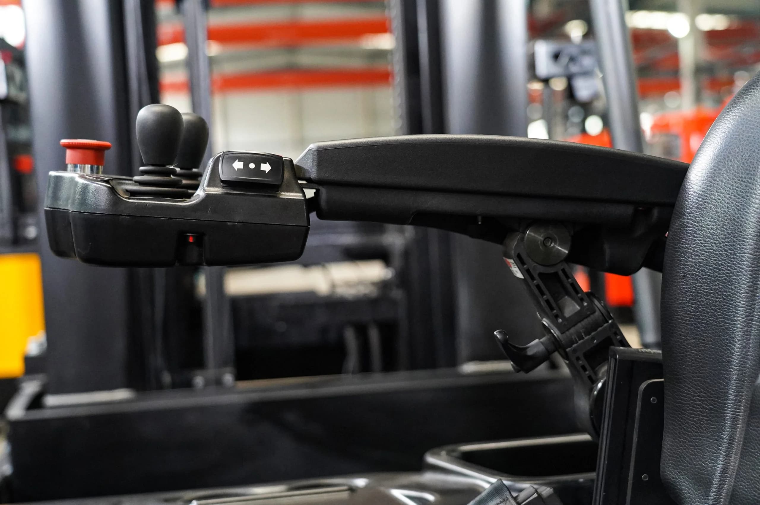 CTL15 Dar Koridor Forklift (VNA) 1.5T - Görsel 1