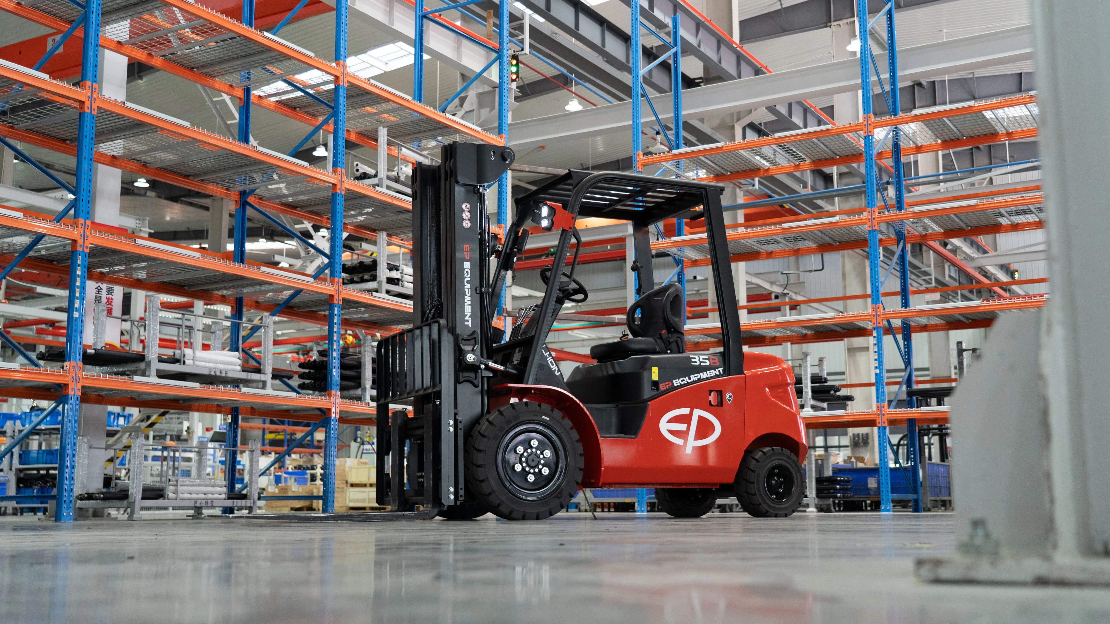 EFL253 Li-Ion Elektrikli Forklift 2.5T - Küçük 2