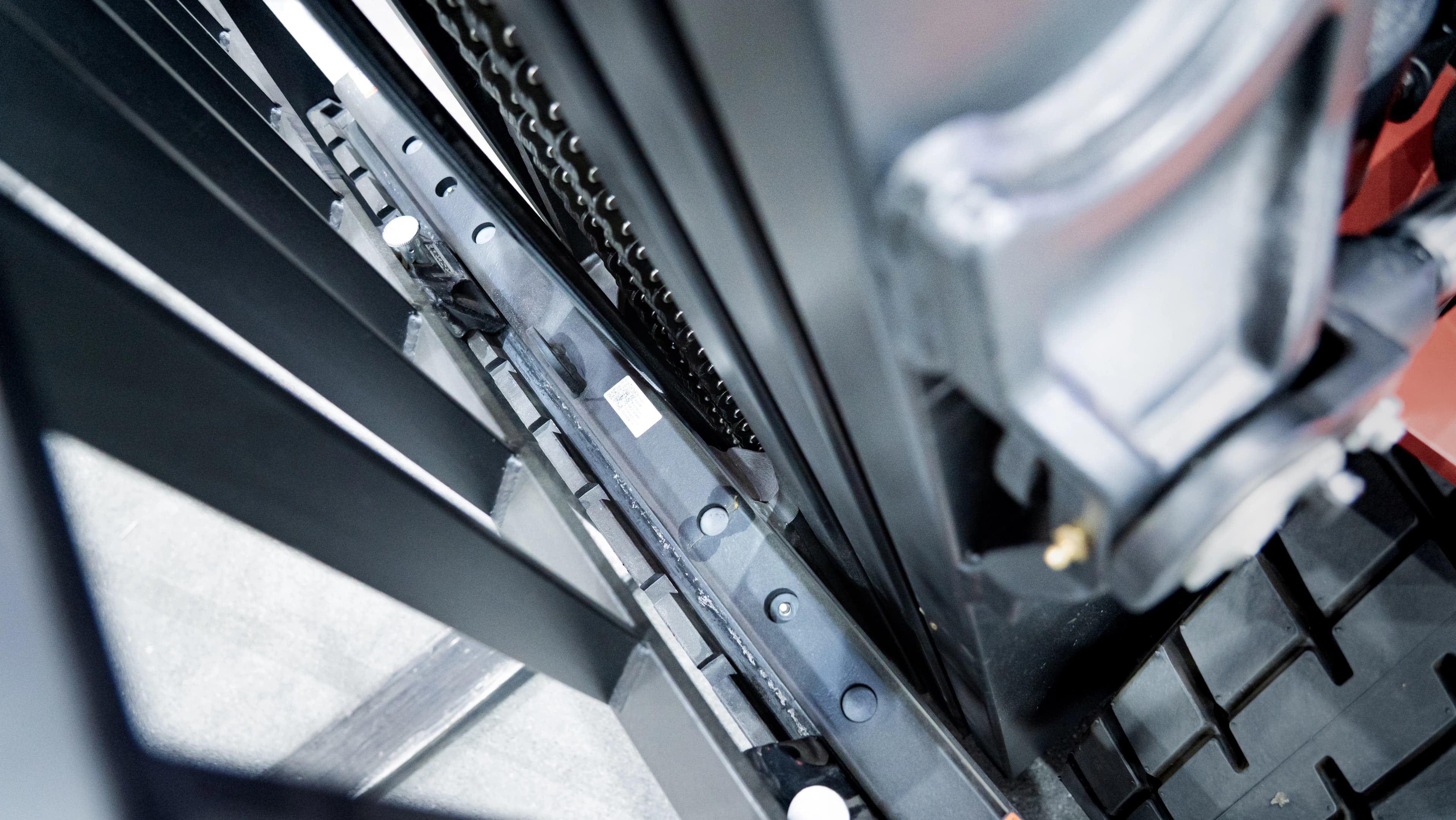 EFL253 Li-Ion Elektrikli Forklift 2.5T - Küçük 3