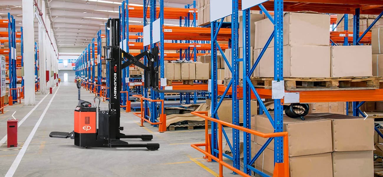 CQE15S Makaslı Reach Truck 1.5T - Küçük 3